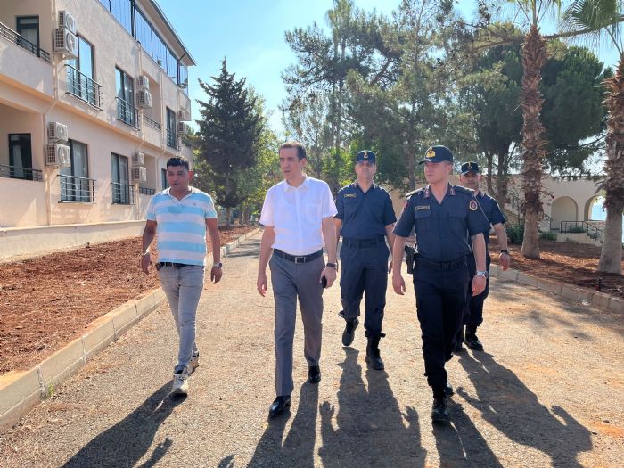 Kaymakam Topsakalo�lu, Tekeli Jandarma Sosyal Tesisleri �n�aat�n� �nceledi