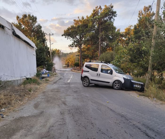 Tekmende Trafik Kazas: 1 Kii Yaraland