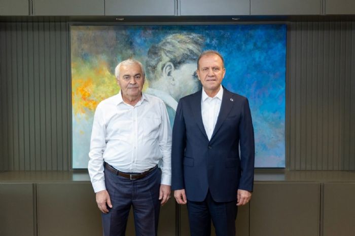 Bozyaz� Belediye Ba�kan� Mustafa �etinkaya�dan Vahap Se�er�e Ziyaret