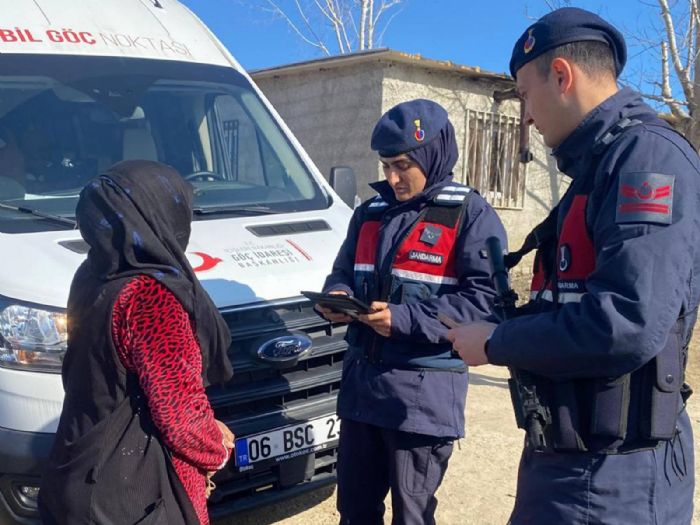 Jandarmadan Mersin’de Dzensiz Gmenlere Ynelik Huzur Uygulamas