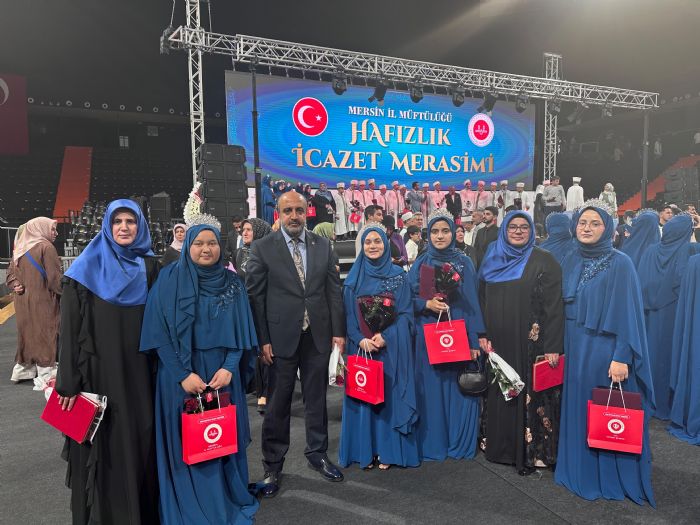 Bozyaz�l� Haf�zlar Mersin�de Gururland�rd�