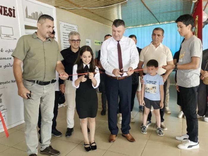 Bozyaz��da 7. S�n�f ��rencisinin Resim Sergisi A��ld�
